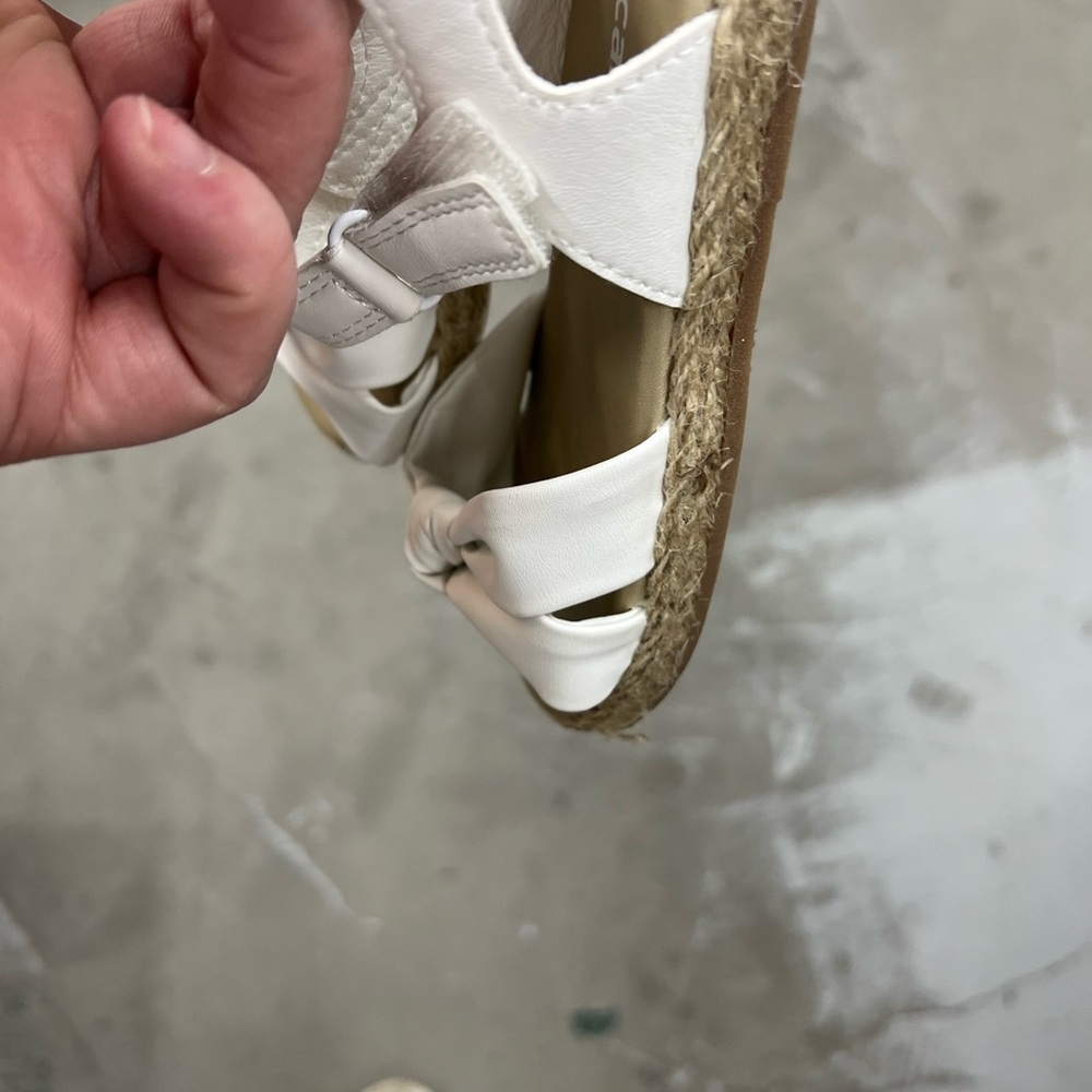 Carter's Cream Kids Sandals with Bow - Picture 4 of 5